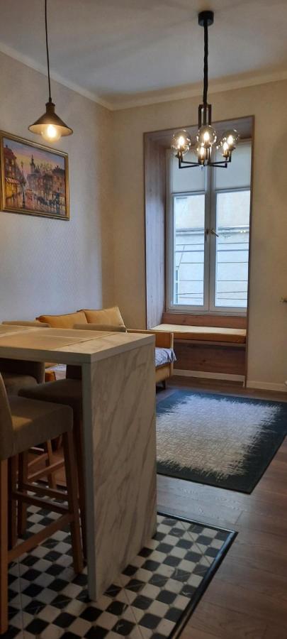 V.I.P Apartments Dominikanos Lviv Extérieur photo